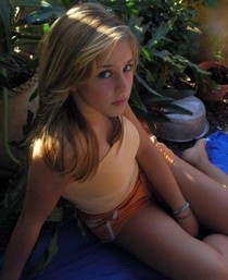 19 year old Vilma removes